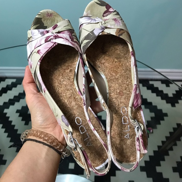 Aldo peep toe stilettos - Picture 2 of 4